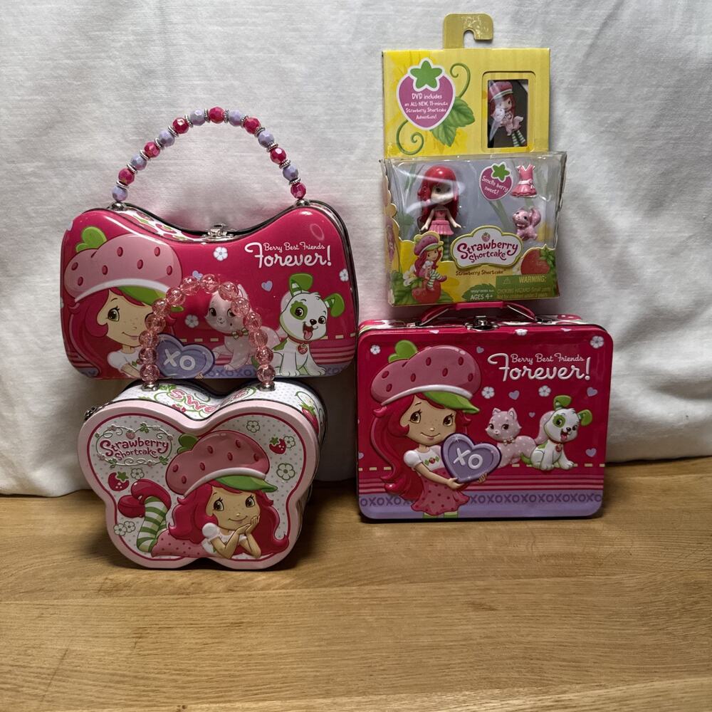 Y2k Strawberry Shortcake Lot Mini Doll With Dvd & 3 Lunch Boxes